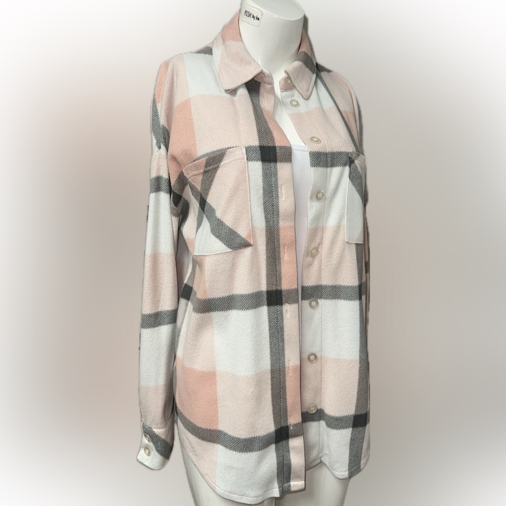 🆇🆂 La Vie en Rose Pink & White Plaid Button-Up Shirt – Cozy Shacket Style